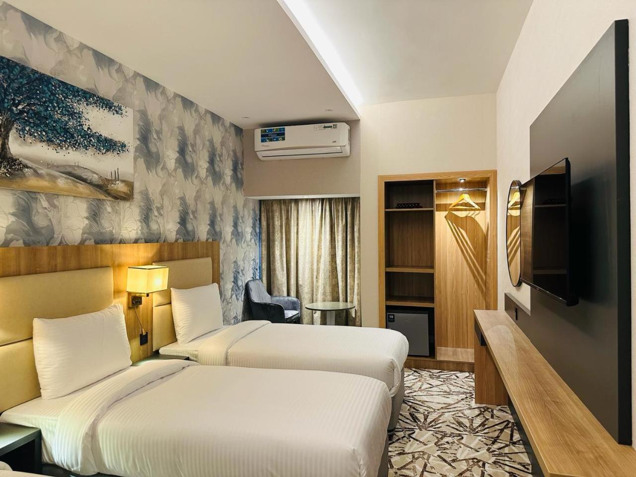 Sky Park Hotel Dubai Dış mekan fotoğraf